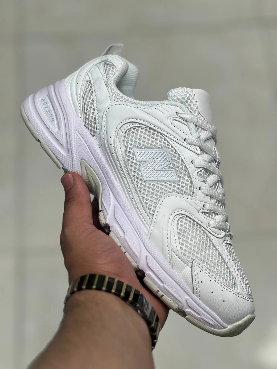 کتونی نیوبالانس ۵۳۰ ویتنامی ، new balance 530. ست اسپرت مناسب پیاده رویی،دویدن ،رانینگ، وارداتی ویتنام سایز 37 تا 40، همراه با جعبه بارکد دار فروش بصورت عمده و تک newbalance530