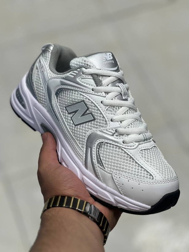 کتونی نیوبالانس ۵۳۰ ویتنامی ، new balance 530. ست اسپرت مناسب پیاده رویی،دویدن ،رانینگ، وارداتی ساخت ویتنام سایز ۳۷تا ۴۵، همراه با جعبه بارکد دار فروش بصورت عمده و تک newbalance530