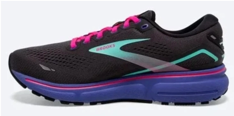 بروکس گاست ۱۵Brooks Ghost 15 Vietnam