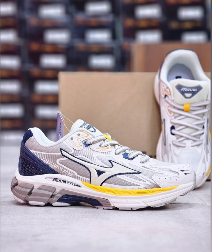 کتونی میزانو بتا/Mizuno Wave Rider Beta / وارداتی ویتنام / سایزبندی ۴۰ تا ۴۵/ فروش عمده و تک .مناسب برای پیاده رویی رانینگ . همراه با جعبه بارکد دار .
