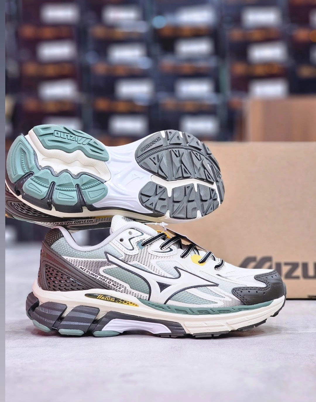 کتونی میزانو بتا/Mizuno Wave Rider Beta / سایزبندی ۴۰ تا ۴۵/ فروش عمده و تک .مناسب برای پیاده رویی رانینگ . همراه با جعبه بارکد دار .