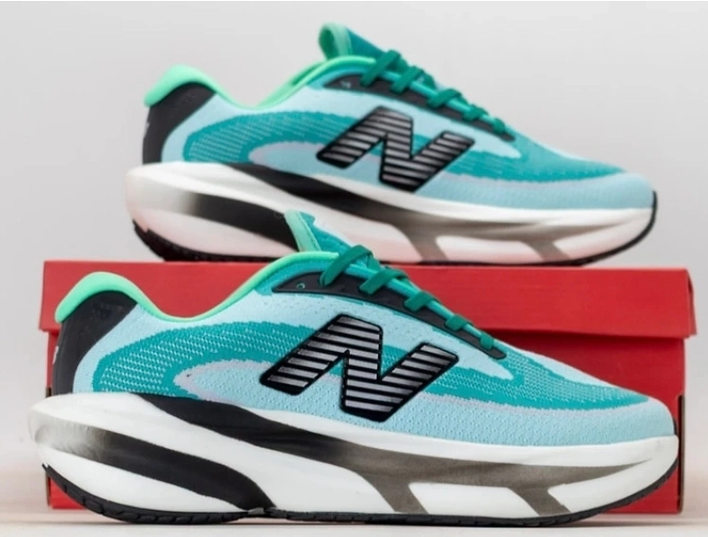 کتونی نیوبالانس فرش فوم/Newbalance fresh foam