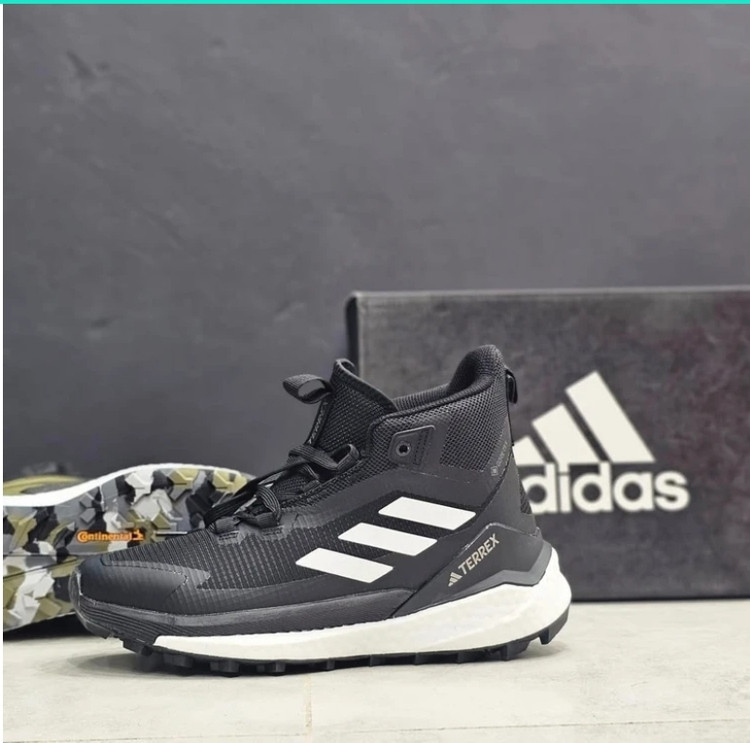 کتونی ادیداس ترکس هایکر گورتکس/Adidas Terrex Free Hiker Gore_Tex Vietnam/ ویتنامی مستر کوالیتی/ سایز ۴۰ تا ۴۵/ پایین ترین قیمت در ایران، فروش عمده و تک
