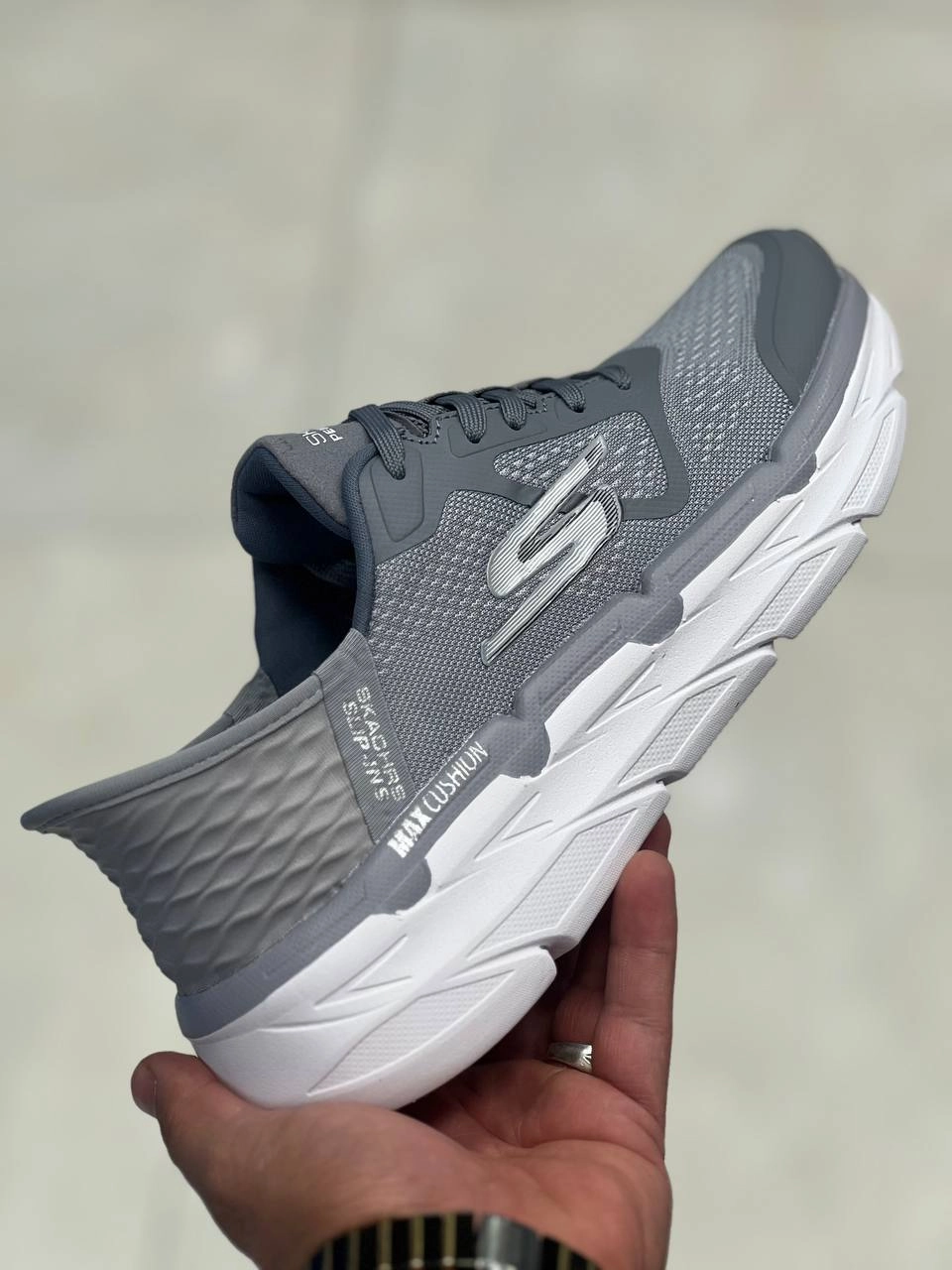 کتونی اسکیچرز/Skechers Max cushion/ سایز ۴۰ تا ۴۵ فروش عمده و تک/ساخت ویتنام وارداتی/ سبک و طبی و راحت