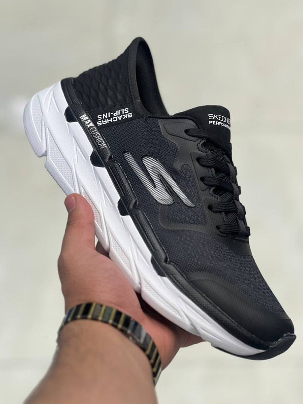 کتونی اسکیچرز/Skechers Max cushion /سایز ۴۰ تا ۴۵/ فروش عمده و تک/ساخت ویتنام وارداتی/ سبک و طبی و راحت