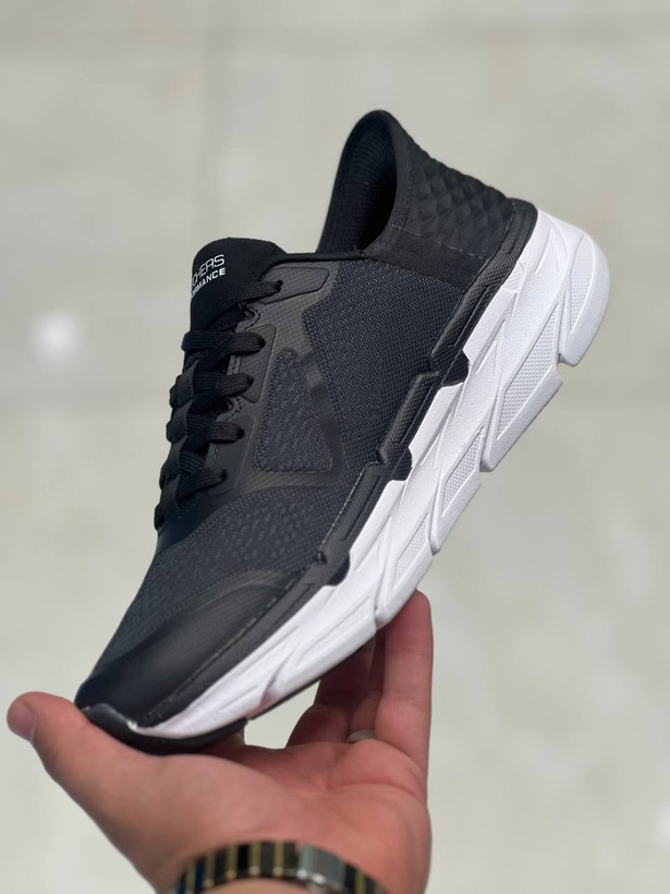 کتونی اسکیچرز/Skechers Max cushion /سایز ۴۰ تا ۴۵/ فروش عمده و تک/ساخت ویتنام وارداتی/ سبک و طبی و راحت