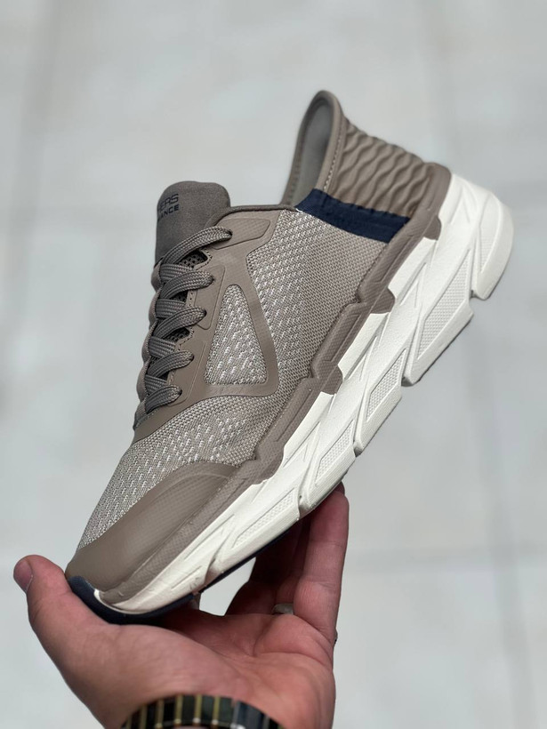 کتونی اسکیچرز/Skechers Max cushion/ سایز ۴۰ تا ۴۵/ فروش عمده و تک /ساخت ویتنام وارداتی/ سبک و طبی و راحت