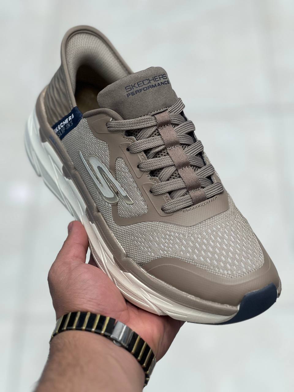 کتونی اسکیچرز/Skechers Max cushion/ سایز ۴۰ تا ۴۵/ فروش عمده و تک /ساخت ویتنام وارداتی/ سبک و طبی و راحت