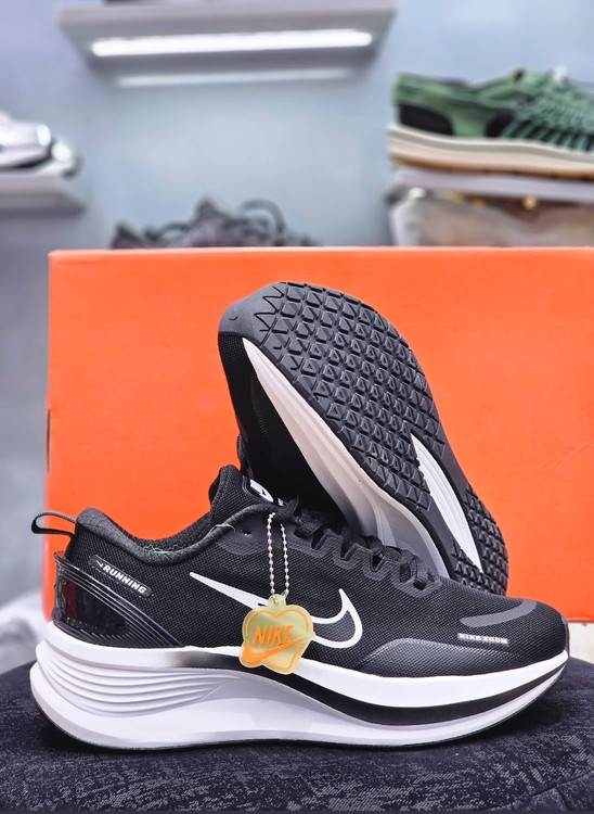 نایک زوم رانینگ ویتنام Nike zoom running vietnam