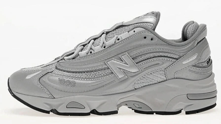 کتونی نیوبالانس ۱۰۰۰. Newbalance1000. ساخت ویتنام .سایز ۴۰ تا ۴۵. فروش عمده و تک
