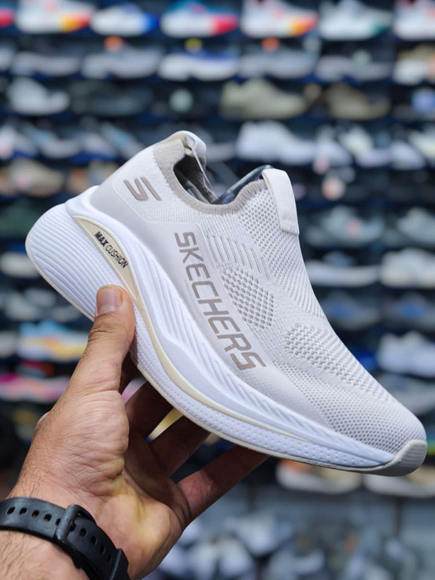 کتونی اسکیچرز مدل max cushion , سایز ۳۷ تا ۴۰ ، وارداتی ویتنام ، فروش عمده و تک. Skechers Max Cushion Vietnam