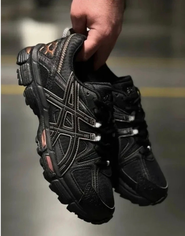 کتونی اسیکس کاهانا ۸ ،asics kahana 8 , وارداتی ویتنام ، سایز ۳۸ تا ۴۵ ، فروش عمده و تک ، پایین ترین قیمت .