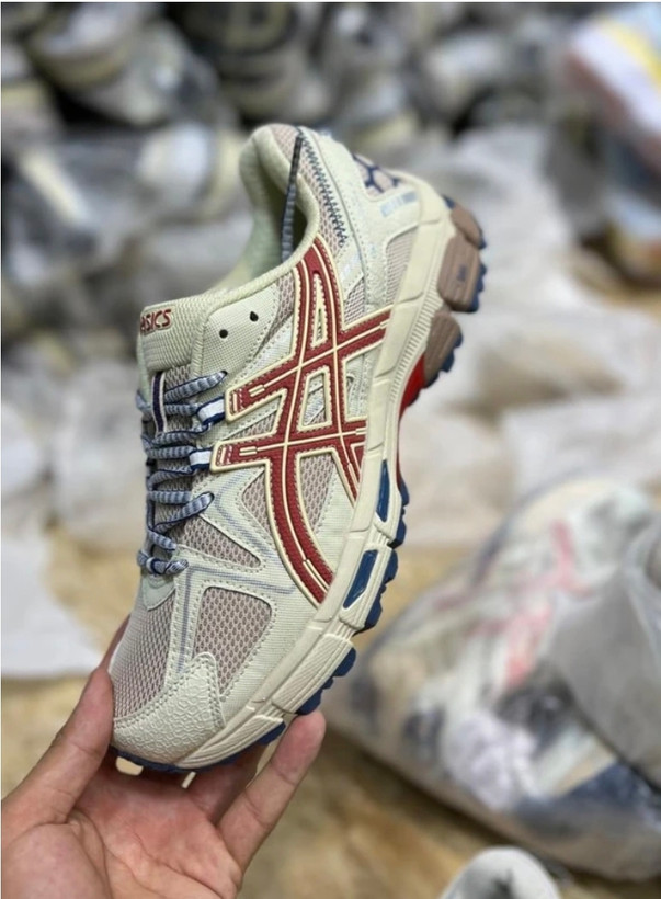 کتونی اسیکس کاهانا ۸ ،asics kahana 8 , وارداتی ویتنام ، سایز ۳۸ تا ۴۵ ، فروش عمده و تک ، پایین ترین قیمت .