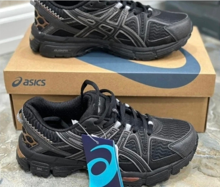 کتونی اسیکس کاهانا ۸ ،asics kahana 8 , وارداتی ویتنام ، سایز ۳۸ تا ۴۵ ، فروش عمده و تک ، پایین ترین قیمت .