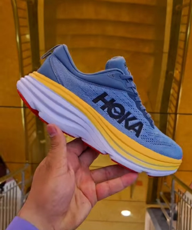 کتونی رانینگ هوکا باندی ۸ ، ساخت ویتنام ، hoka bondi 8