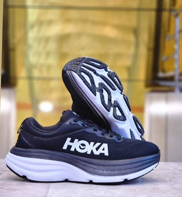 کتونی رانینگ هوکا باندی ۸ ، ساخت ویتنام ، hoka bondi 8