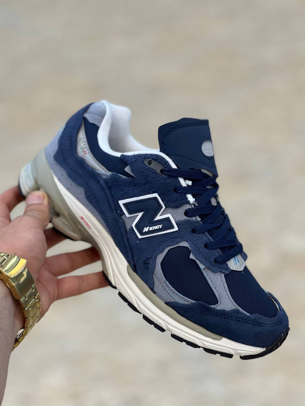 کتونی نیوبالانس۲۰۰۲R. وارداتی ویتنام سایز بندی ۴۰ تا ۴۵ . فروش بصورت عمده و تک .New balance 2002R vietnam