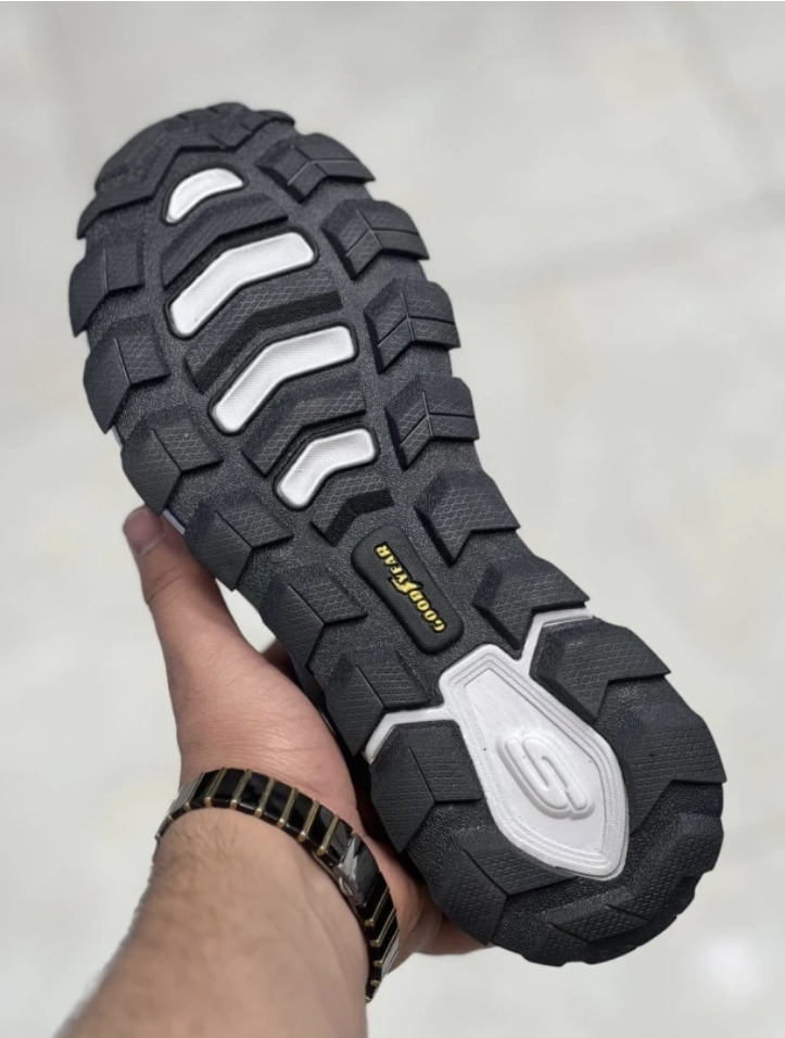 کتونی اسکیچرز وارداتی ویتنام سایز ۴۰ تا ۴۵ فروش بصورت عمده و تک .Skechers Max Protect 237303 Bkw Vietnam