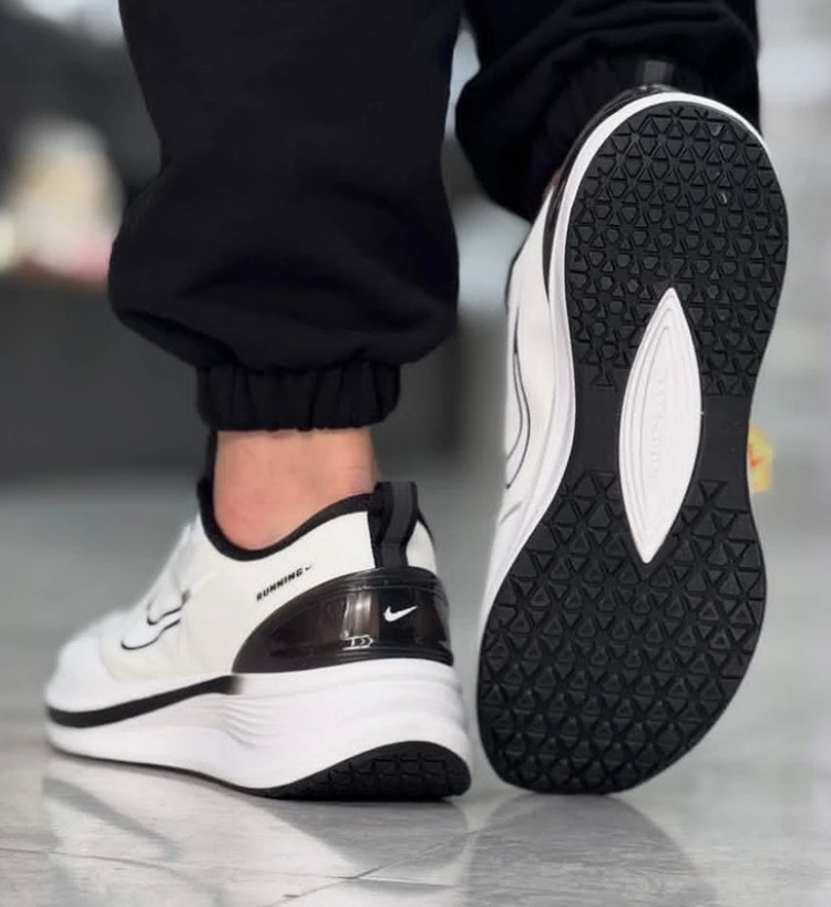کتونی نایک زوم رانینگ /ویتنامی /Nike zoom running / سایز۳۸ تا ۴۵/ست جذاب /فروش عمده و تک /تولید ۲۰۲۵