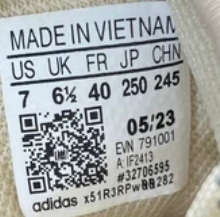 کتونی ساقدار ادیداس ترکس کونتینتال وارداتی ویتنام /سایز ۴۰ تا ۴۵ /فروش عمده و تک/Adidas Terrex Free Hike