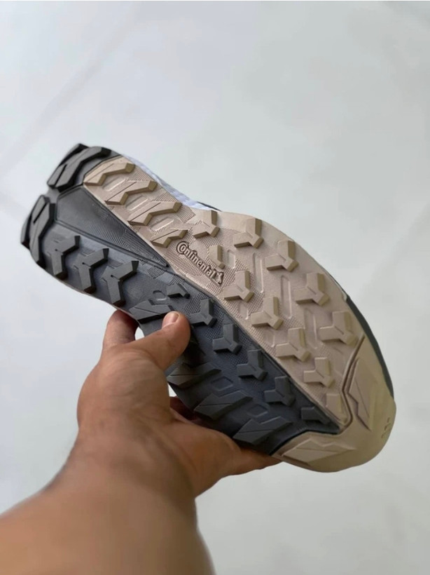 کتونی ساقدار ادیداس ترکس کونتینتال وارداتی ویتنام /سایز ۴۰ تا ۴۵ /فروش عمده و تک/Adidas Terrex Free Hike