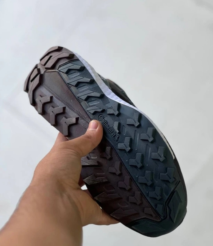 کتونی ادیداس ترکس کونتینتال وارداتی ویتنام /سایز ۴۰ تا ۴۵ /فروش عمده و تک/Adidas Terrex Free Hike