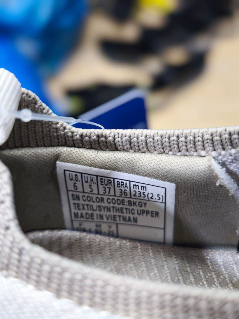 Skechers Max Cushion Vietnamمکس کوشن
