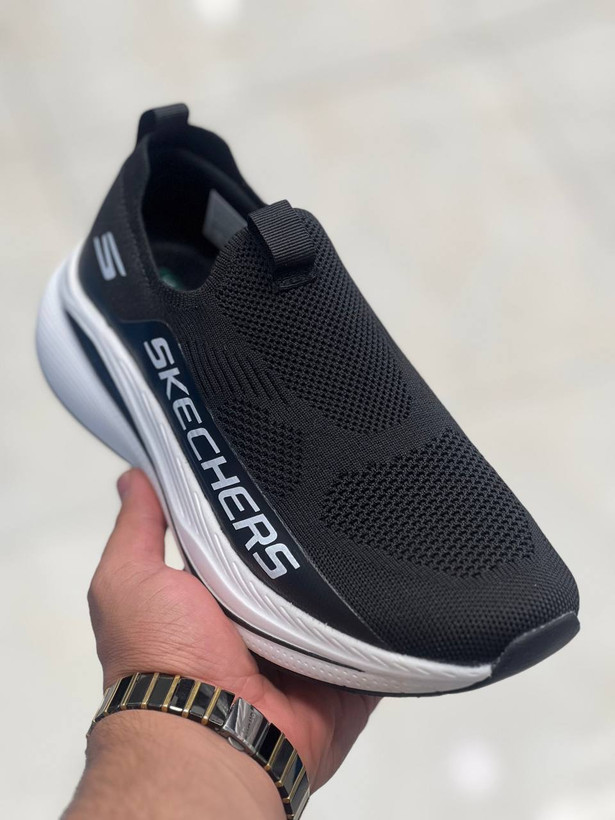کتونی اسکیچرز مدل GO Walk max Cushioning , سایز ۳۷ تا۴۵، ساخت ویتنام ، فروش عمده و تک. Skechers Go Walk Max Cushioning Vietnam