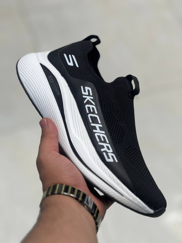کتونی اسکیچرز مدل GO Walk max Cushioning , سایز ۳۷ تا۴۵، ساخت ویتنام ، فروش عمده و تک. Skechers Go Walk Max Cushioning Vietnam