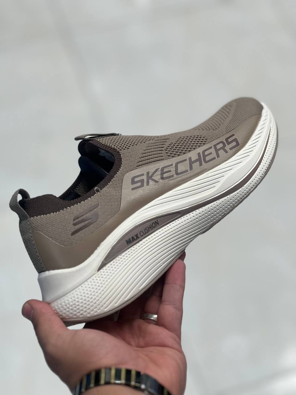 کتونی اسکیچرز مدل GO Walk max Cushioning , سایز ۴۰ تا ۴۵، ساخت ویتنام ، فروش عمده و تک. Skechers Go Walk Max Cushioning Vietnam