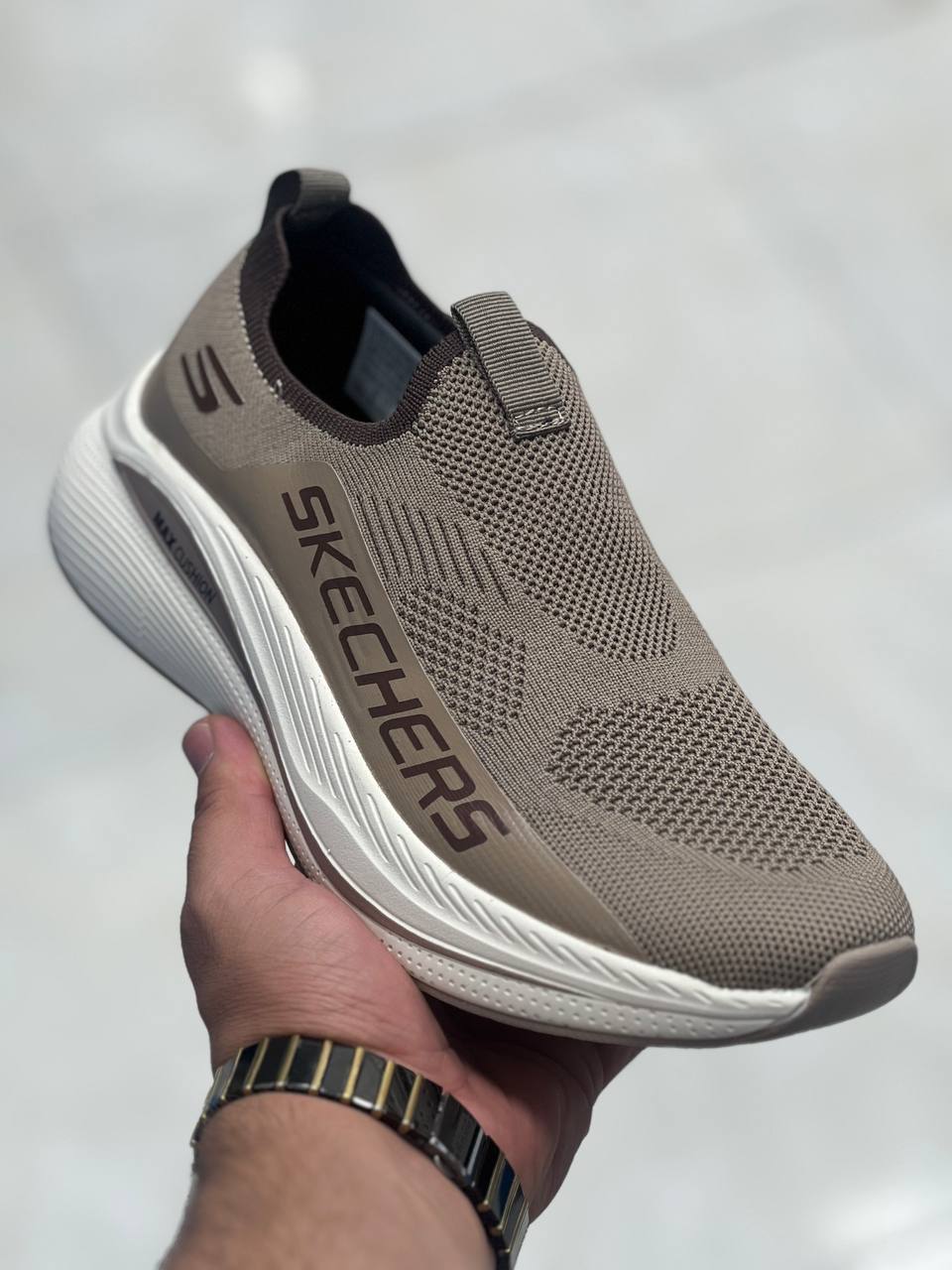 کتونی اسکیچرز مدل GO Walk max Cushioning , سایز ۴۰ تا ۴۵، ساخت ویتنام ، فروش عمده و تک. Skechers Go Walk Max Cushioning Vietnam