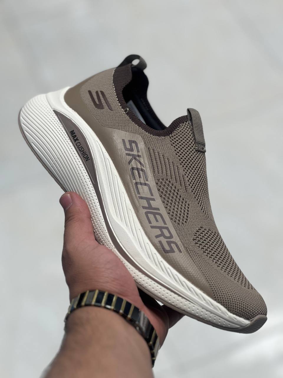 کتونی اسکیچرز مدل GO Walk max Cushioning , سایز ۴۰ تا ۴۵، ساخت ویتنام ، فروش عمده و تک. Skechers Go Walk Max Cushioning Vietnam