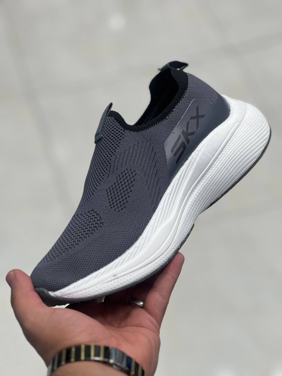 کتونی اسکیچرز مدل GO Walk max Cushioning , سایز ۴۰ تا ۴۵، ساخت ویتنام ، فروش عمده و تک. Skechers Go Walk Max Cushioning Vietnam