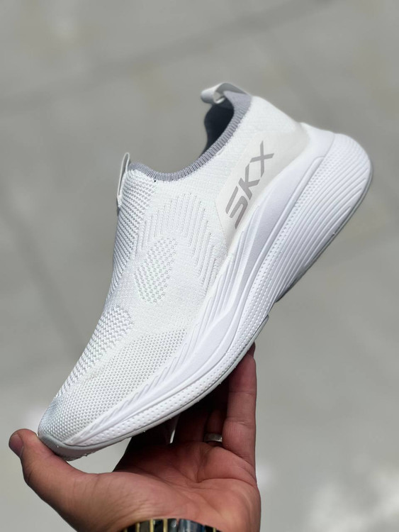 کتونی اسکیچرز مدل GO Walk max Cushioning , سایز ۳۷ تا ۴۰، ساخت ویتنام ، فروش عمده و تک. Skechers Go Walk Max Cushioning Vietnam