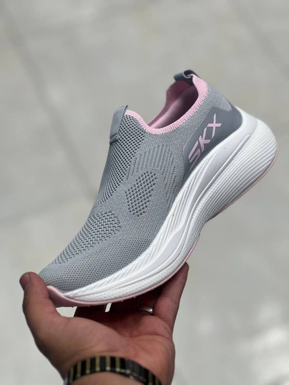 کتونی اسکیچرز مدل GO Walk max Cushioning , سایز ۳۷ تا ۴۰، ساخت ویتنام ، فروش عمده و تک. Skechers Go Walk Max Cushioning Vietnam