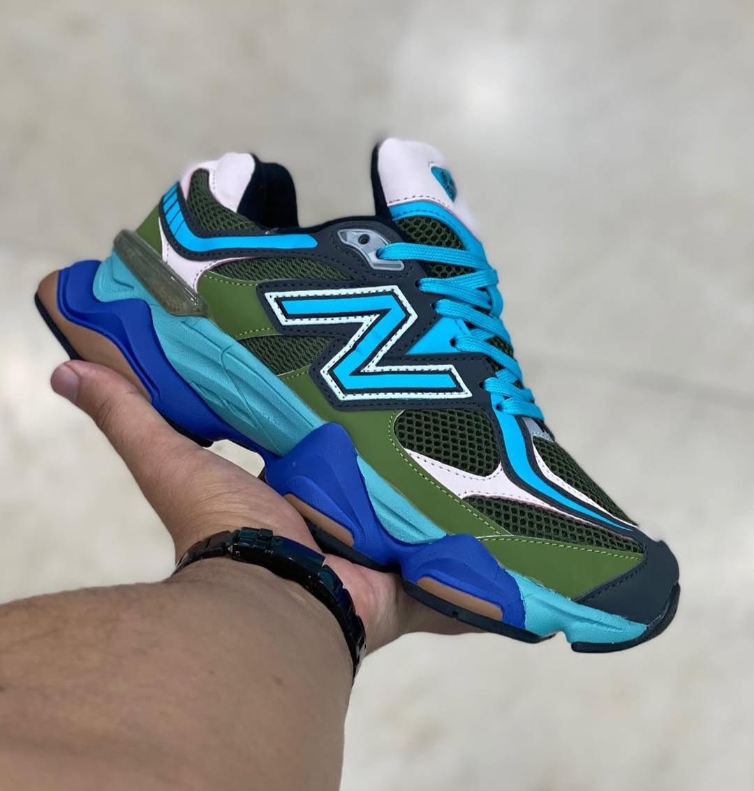 کتونی نیوبالانس ۹۰۶۰ سایز ۳۶ تا ۴۵ ساخت ویتنام . Newbalance 9060
