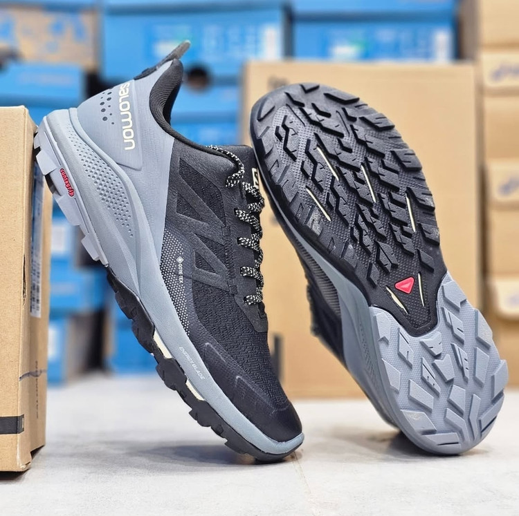 کتونی سالامون ضد آب/salomon outpulse GTX/فروش بصورت عمده و تک سایز 40 تا 45/تضمین کیفیت