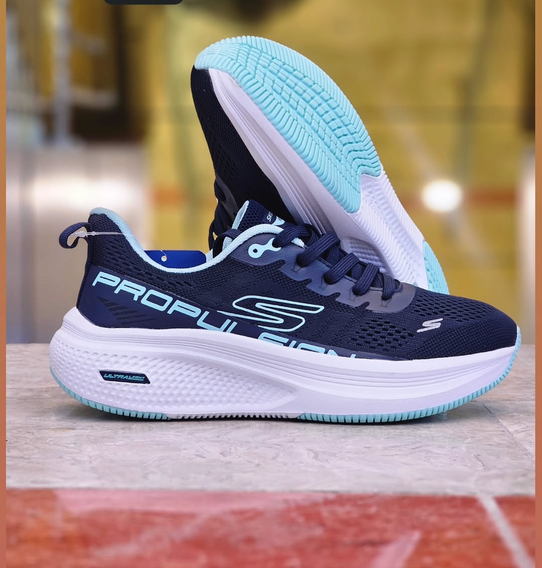 کتونی طبی و ضد آب اسکیچرز سایز ۳۷ تا ۴۰ ساخت ویتنام فروش بصورت عمده و تک . Skechers max cushioning terminus sneaker vietnam