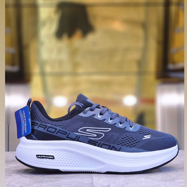 کفش طبی و ضد آب اسکیچرز سایز ۴۰تا ۴۵ ساخت ویتنام فروش بصورت عمده و تک . Skechers max cushioning terminus sneaker vietnam