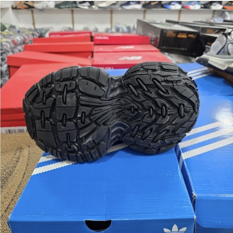Balenciaga ۱۰xl Trainers vietnam بالنسیاگا