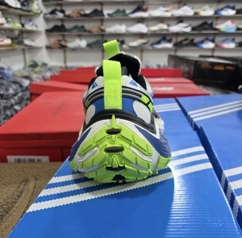 Balenciaga ۱۰xl Trainers vietnamبالنسیاگا