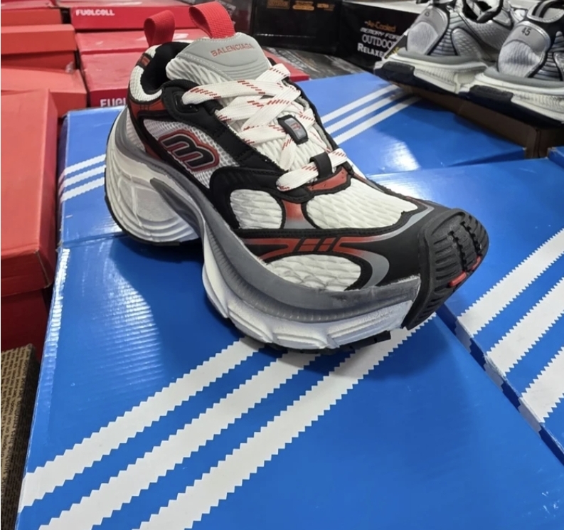 Balenciaga ۱۰xl Trainers vietnamبالنسیاگا