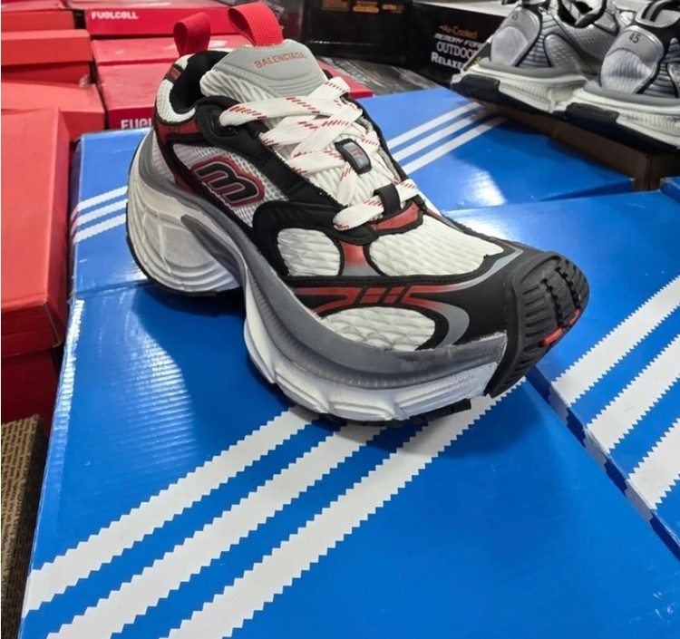 Balenciaga ۱۰xl Trainers vietnamبالنسیاگا