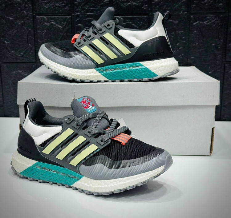 کتونی ویتنامی ادیداس اولترابوست /سایز ۳۶ تا ۴۰/ Adidas UltraBoost All Terrain Vietnam/فروش عمده وتک