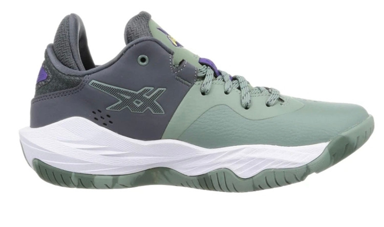 asics nova surge low /سایز ۴۰ تا ۴۵ /ساخت ویتنام /فروش عمده و