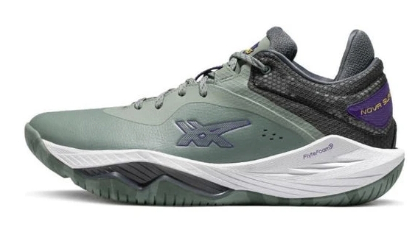 asics nova surge low /سایز ۴۰ تا ۴۵ /ساخت ویتنام /فروش عمده و