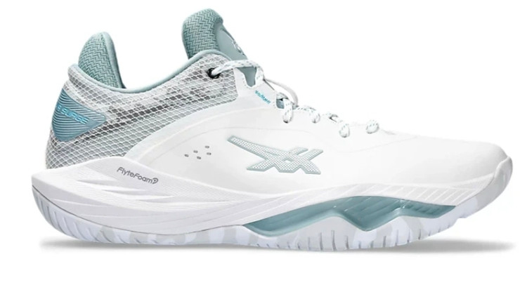 asics nova surge low /سایز ۴۰ تا ۴۵ /ساخت ویتنام /فروش عمده و