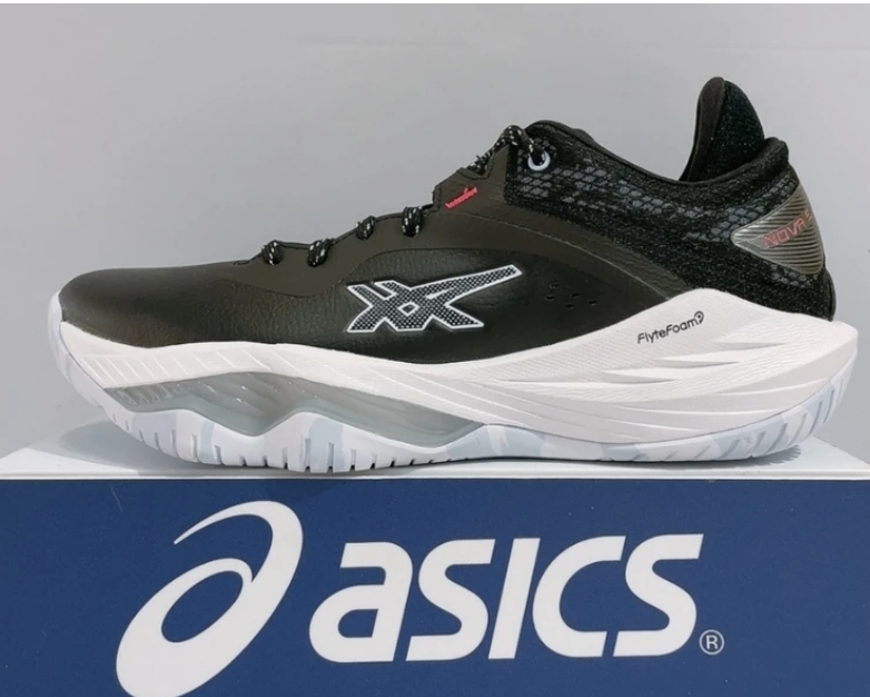 asics nova surge low /سایز ۴۰ تا ۴۵ /ساخت ویتنام /فروش عمده و