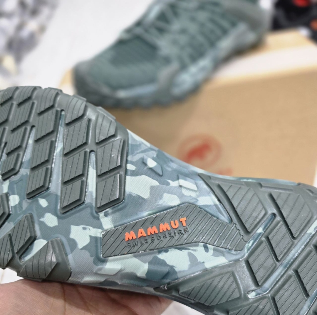 کتونی ماموت Mammut knit ll Low ساخت ویتنام فروش بصورت عمده و تک سایز ۴۰ تا ۴۵ تضمین کیفیت کالا