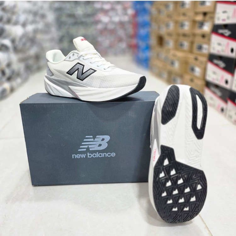 کتونی نیوبالانس ربل فیوئل ویتنامی واردات/Newbalance Rebel Fuel Cell/سایز40 الی 45/فروش عمده و تک